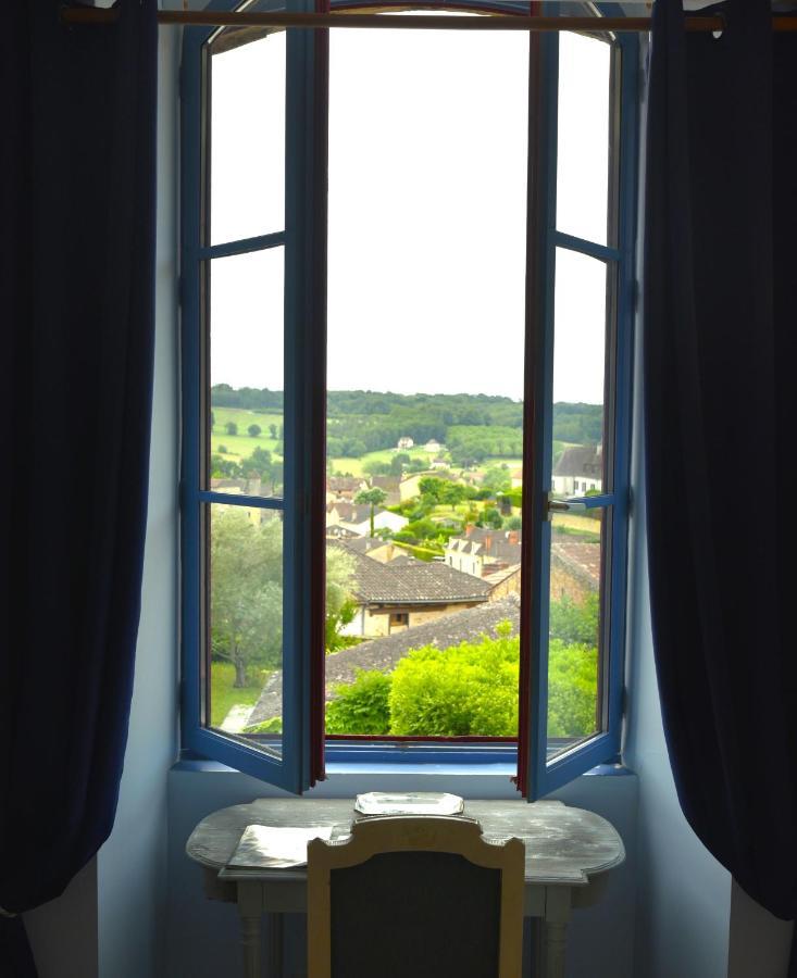Logis Hotel Le Boudoir Belves Exterior photo