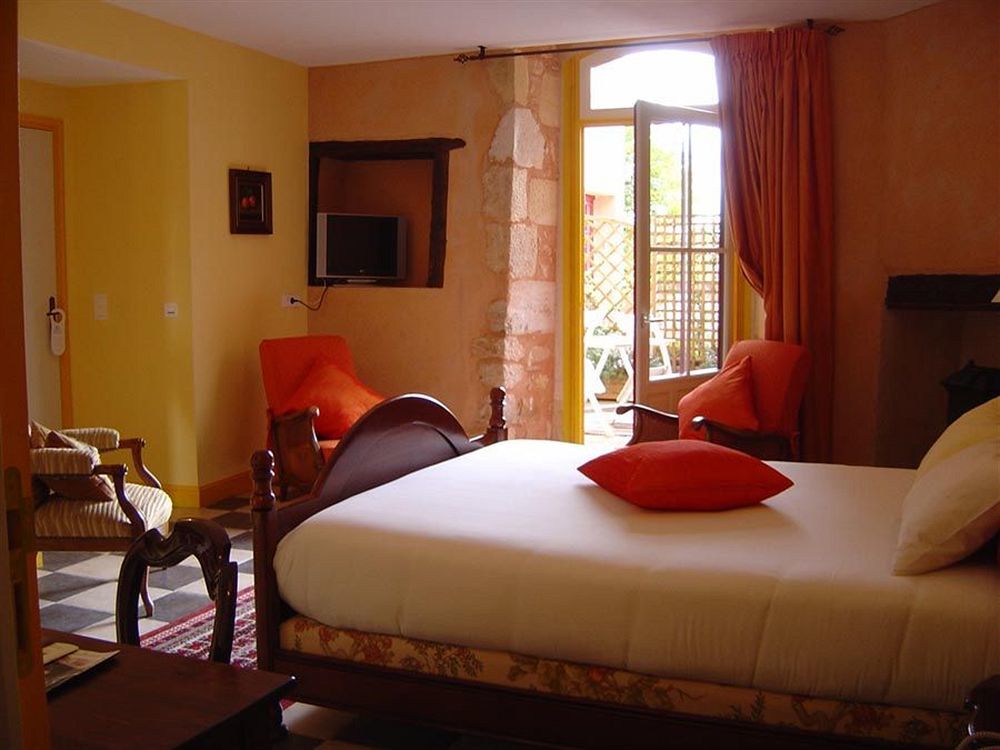 Logis Hotel Le Boudoir Belves Exterior photo